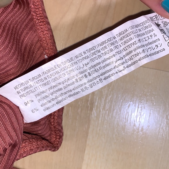 Stradivarius Rose Pink Ribbed V-scoop bodysuit - Picture 7 of 8